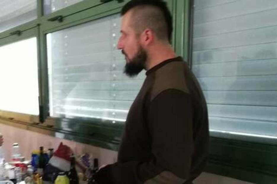 Mais que guettes tu comme �a ? :D 